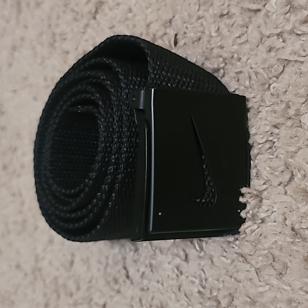 Nike belt